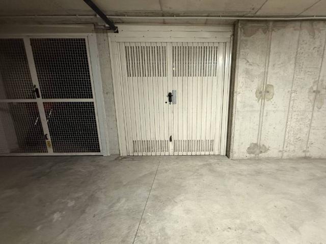 Box in affitto a Municipio 9, Milano