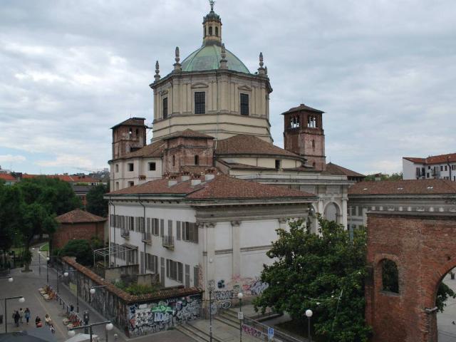 Box in affitto a Municipio 1, Milano