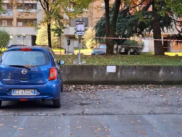 Box in affitto a Municipio 2, Milano