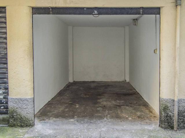 Box in affitto a Municipio 6, Milano