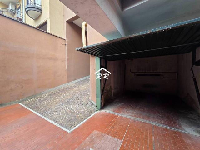 Box in affitto a Municipio 8 di Milano, Milano