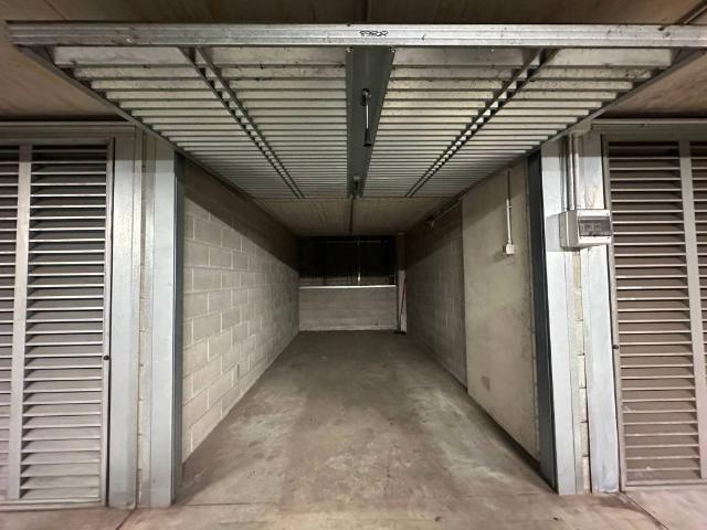 Box in affitto a Pagano, Milano