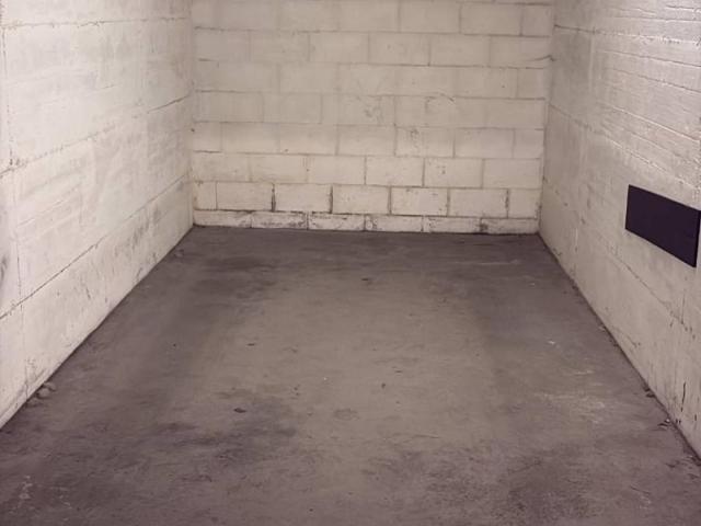 Box in affitto a Municipio 9, Milano