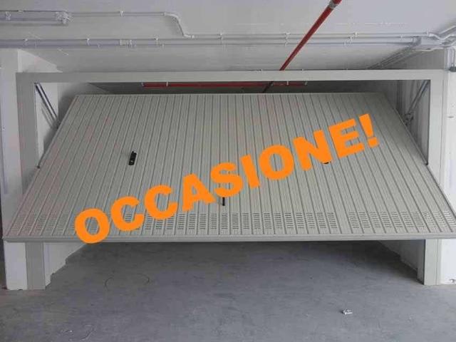 Box in affitto a Municipio 9, Milano