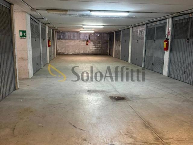 Box in affitto a San Cataldo, Modena