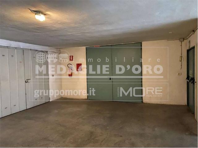 Box in affitto a Crocetta-San Lazzaro-Modena Est, Modena