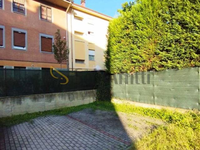 Box in affitto a Buon Pastore-Sant'Agnese-San Damaso, Modena