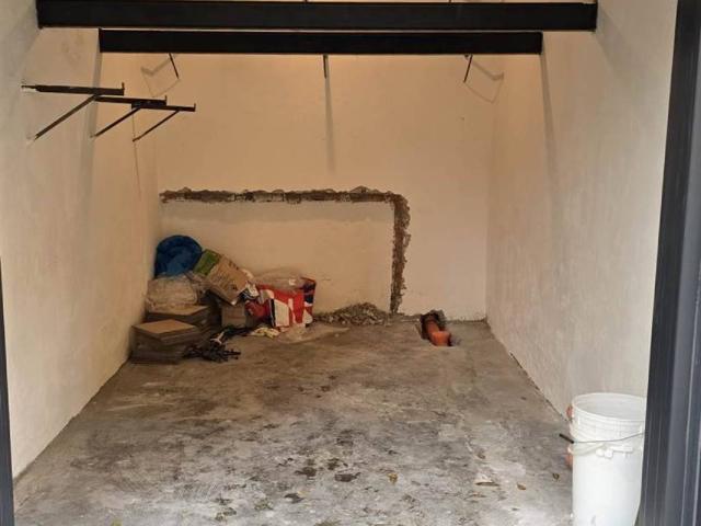 Box in affitto a San Faustino-Madonnina-Quattroville, Modena