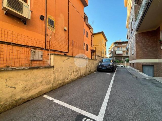 Box in affitto a Roma Capitale, Lazio