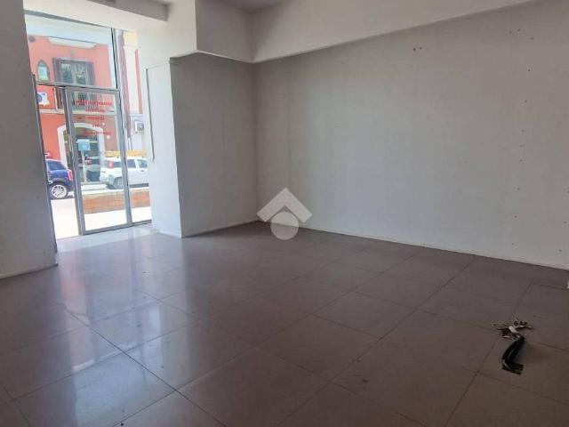 Box in affitto a Borgo Fontanelle, Montesarchio