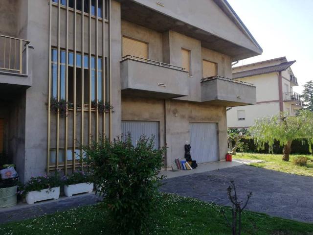 Box in affitto a Villa Carmine, Montesilvano