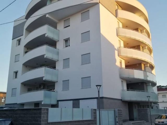 Box in affitto a Villa Verrocchio, Montesilvano