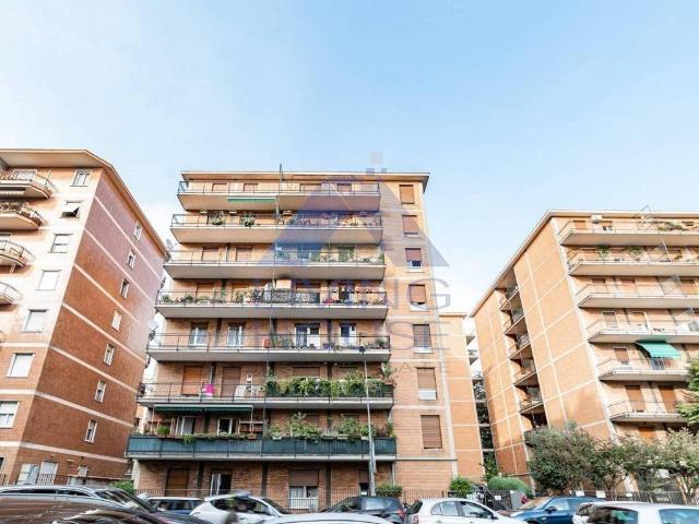 Box in affitto a San Gerardo, Monza