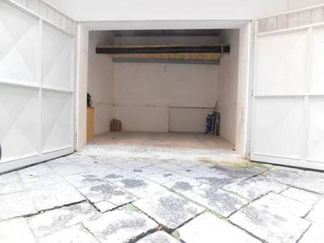 Box in affitto a Municipalità 1, Campania