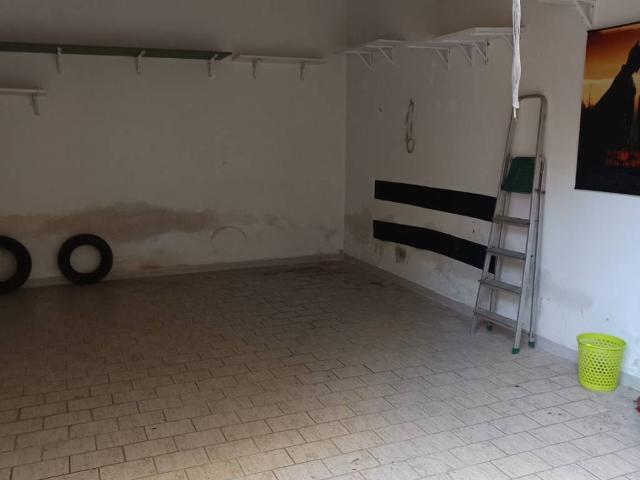 Box in affitto a Municipalità 5, Campania