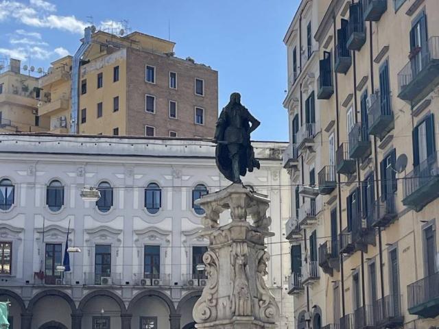 Box in affitto a Municipalità 2, Napola