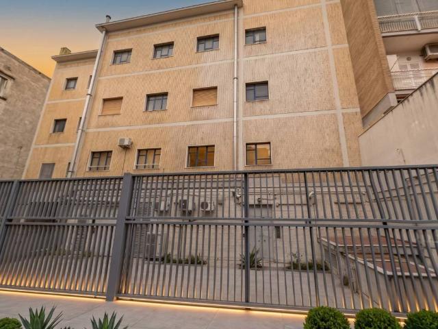Box in affitto a Municipalità 4, Borgo Sant'antonio Abate