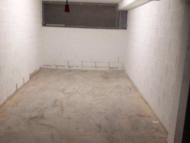 Box in affitto a Ospedaletti, Liguria
