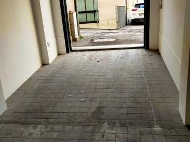 Box in affitto a Padova, Arcella