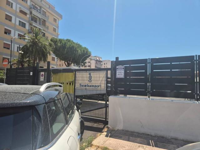 Box in affitto a VIII Circoscrizione, Palermo