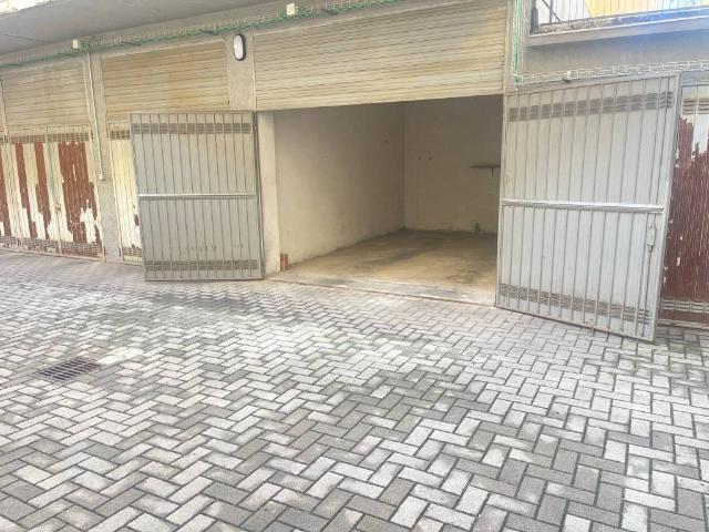Box in affitto a Parma Centro, Parma
