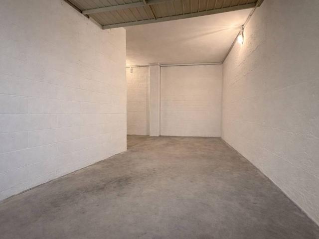 Box in affitto a Ticinello, Pavia