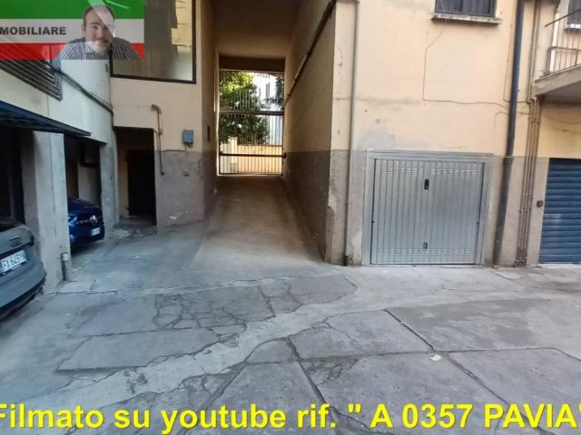 Box in affitto a Borgo Ticino, Pavia