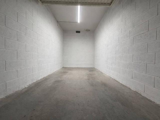 Box in affitto a Ticinello, Pavia