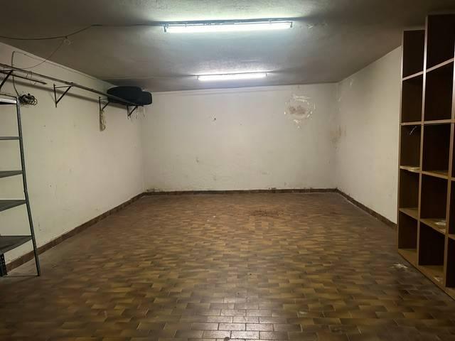 Box in affitto a Pero