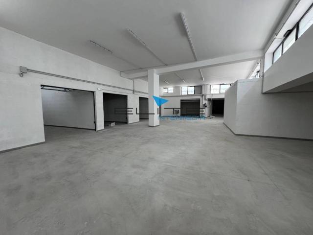 Box in affitto a Rione Partenze, Pescara