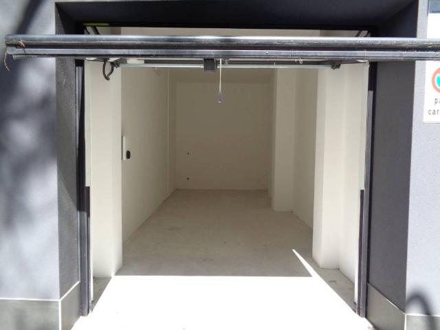 Box in affitto a Pescara, Abruzzo
