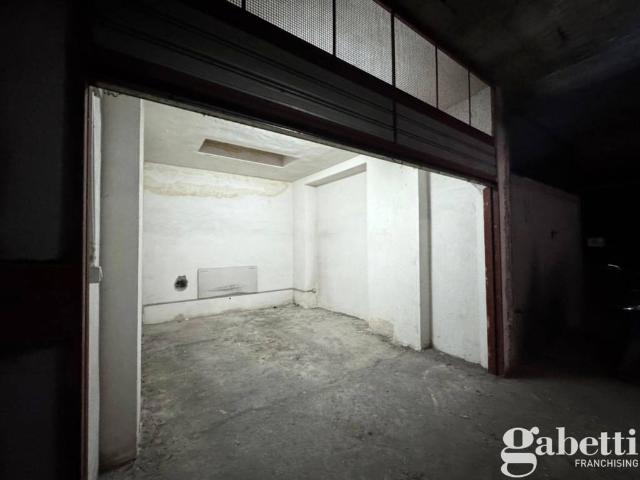 Box in affitto a Pomigliano D'arco, Campania