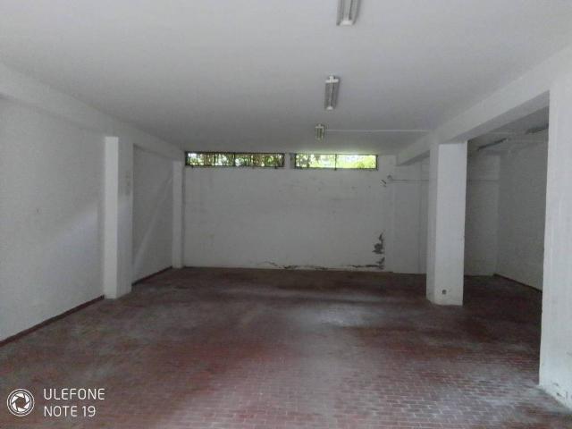 Box in affitto a Mezzana, Prato
