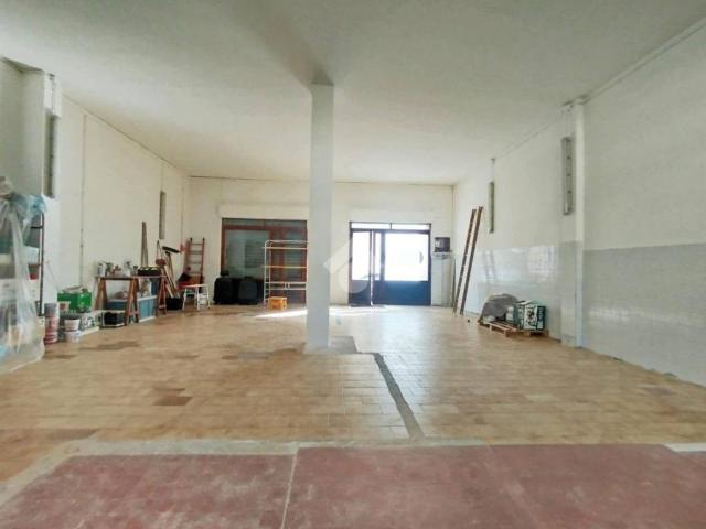 Box in affitto a Quartiere dei Musicisti, Quartu Sant'elena