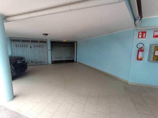 Box in affitto a San Lorenzo in Strada, Riccione