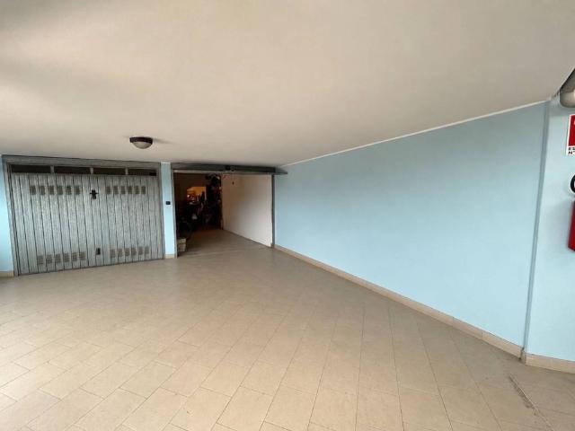 Box in affitto a San Lorenzo in Strada, Riccione