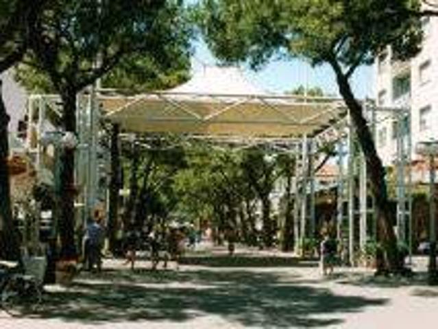 Box in affitto a Abissinia, Riccione