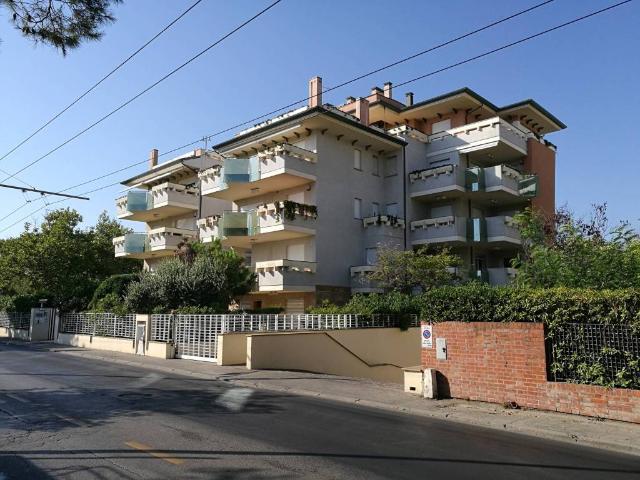 Box in affitto a Abissinia, Riccione