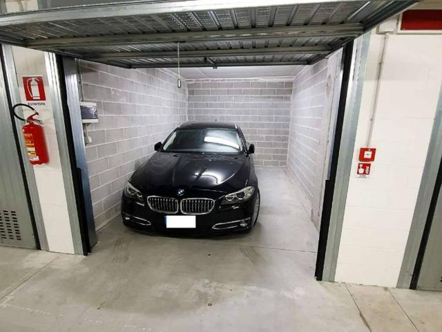 Box in affitto a San Giuliano, Rimini