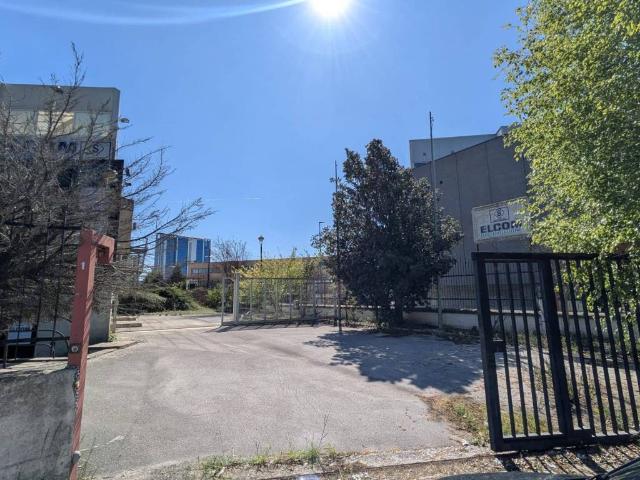 Box in affitto a Ripalimosani, Molise