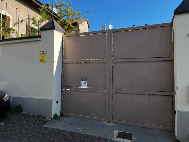 Box in affitto a Piemonte, Torino