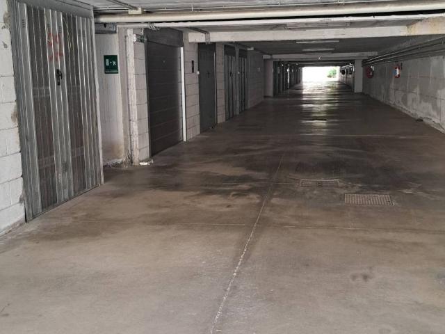 Box in affitto a Mostacciano, Roma Capitale