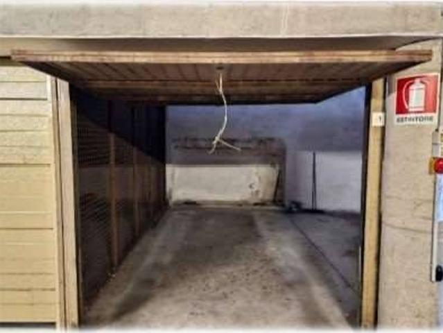 Box in affitto a Comunità della Vallagarina, Borgo Sacco