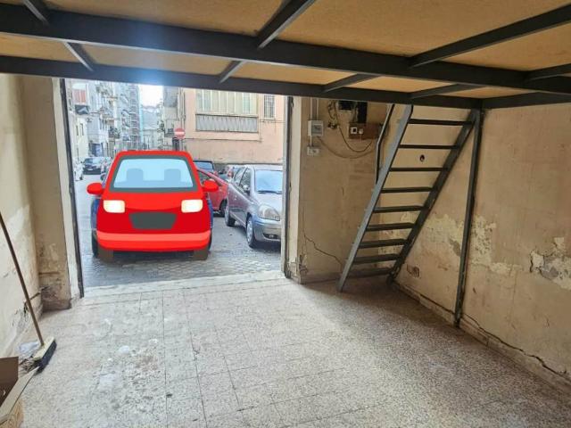 Box in affitto a Salerno, Campania