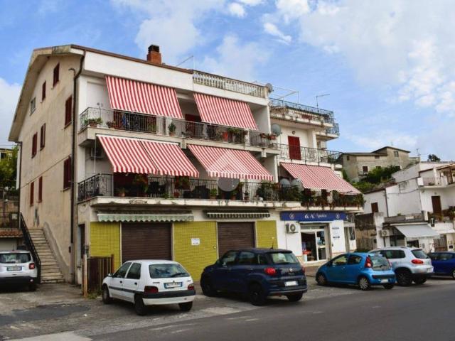 Box in affitto a Calabria, Cosenza