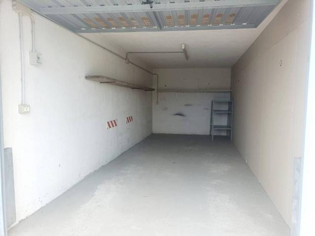 Box in affitto a San Remo, Liguria