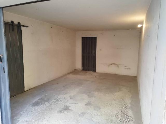 Box in affitto a Le Bagnese, Scandicci