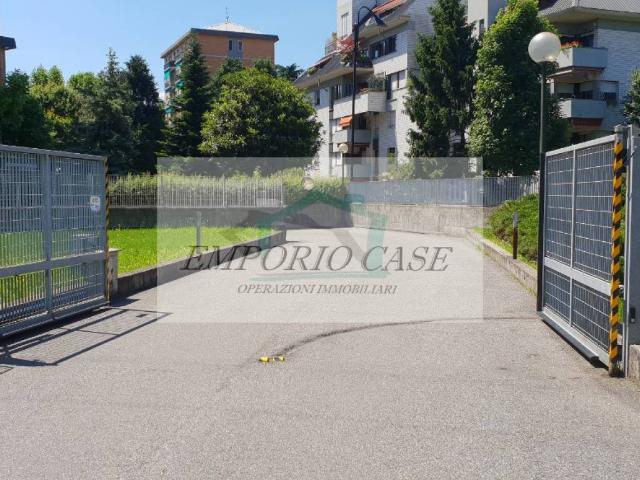 Box in affitto a Rovagnasco, Segrate