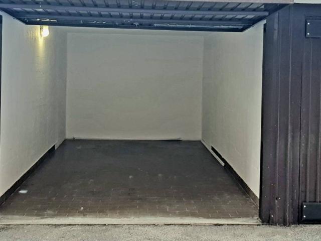 Box in affitto a Rovagnasco, Segrate