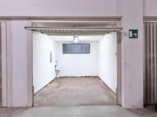 Box in affitto a Quinto Basso, Sesto Fiorentino